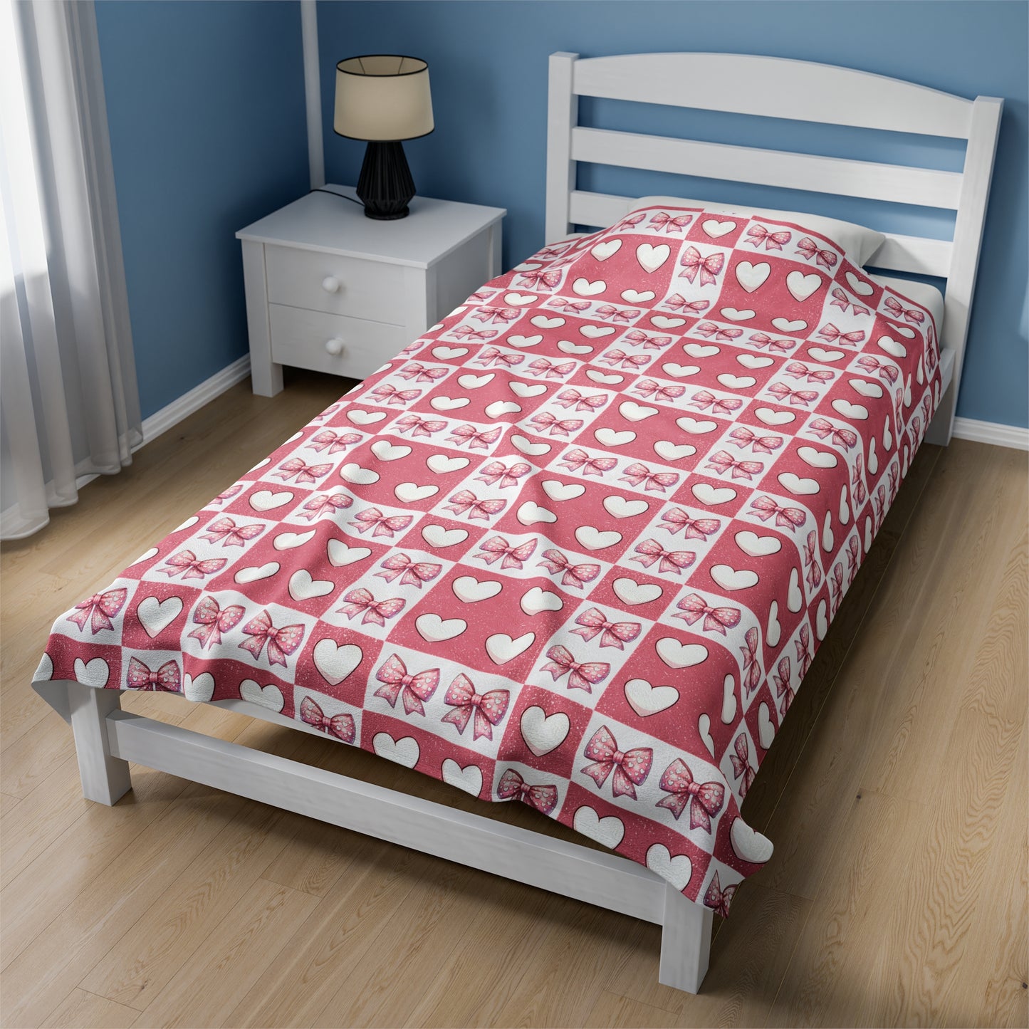 Hearts and Bow Velveteen Plush Blanket