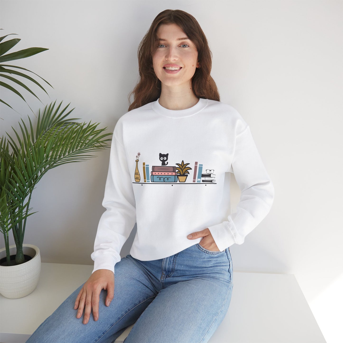 Unisex Heavy Blend™ Crewneck Sweatshirt - Cute cat and books on shelf - sizes S - 5X
