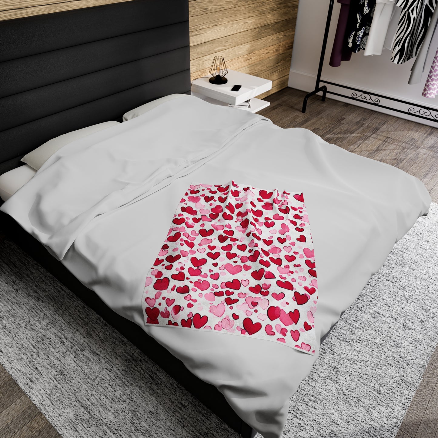 Hearts Pattern Velveteen Plush Blanket - 3 sizes