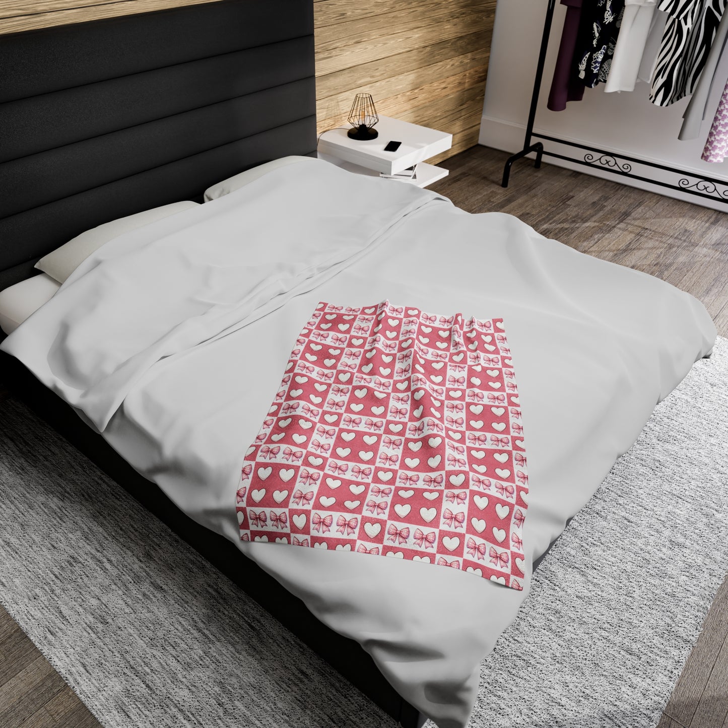 Hearts and Bow Velveteen Plush Blanket